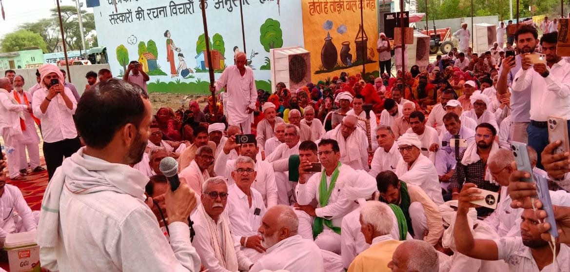 Mahapanchayat on Manisha's death case: If justice is not received in 21 days, father Sanjay will begin a sit-in hunger strike at the district headquarters from June 29