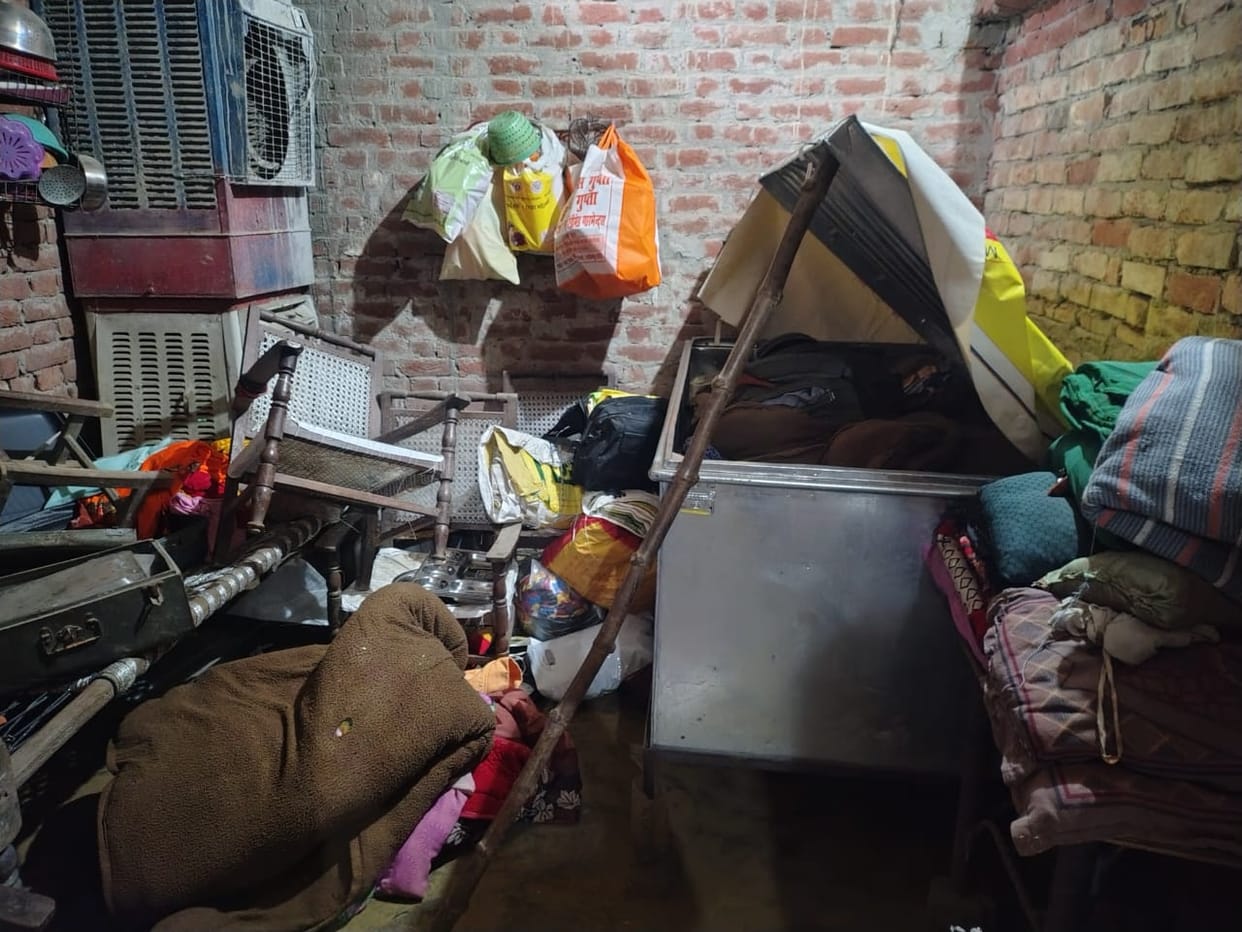 Thieves ransacked three houses in one night.