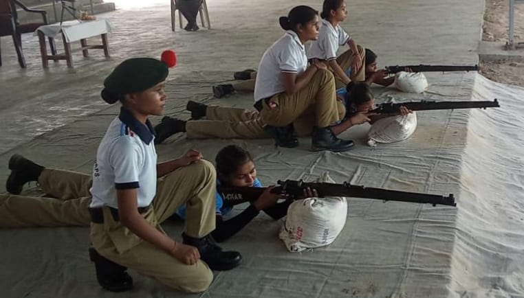 The cadet was given training in handling weapons