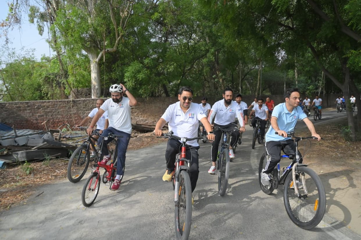 Message of fitness on World Bicycle Day; bicycle rally held at SAI NRC.