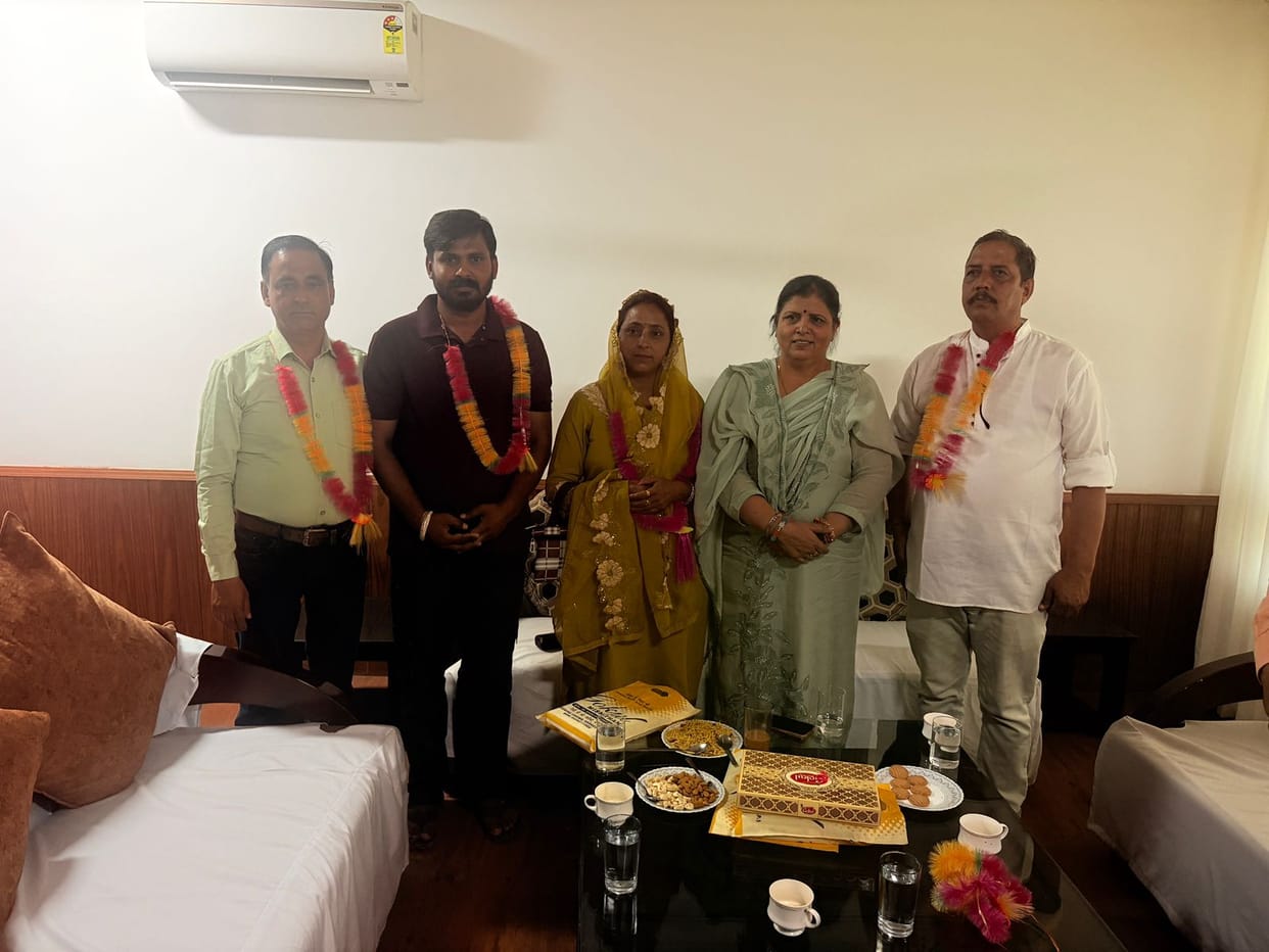 Rise above politics and work for the development of the region: Kamlesh