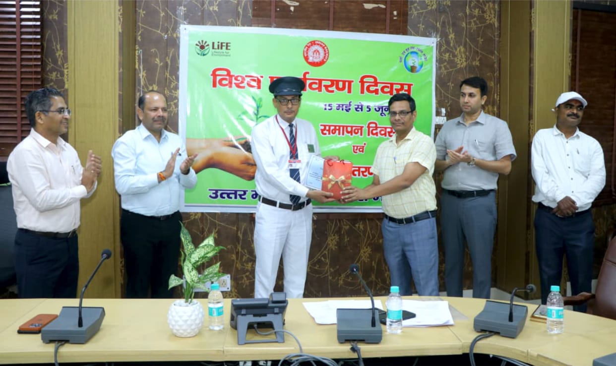 Railway Station Receives Best Waste Management Award