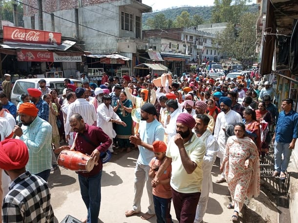 A wave of faith surged in Shahtalai, 15 thousand devotees arrived.