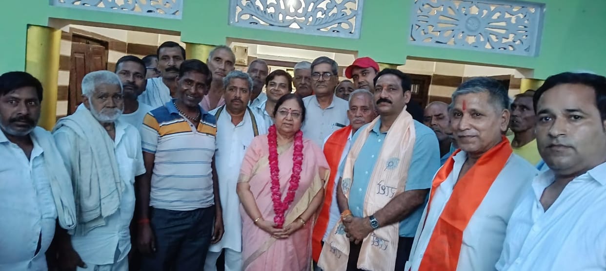 Cabinet Minister Baby Rani honored senior citizens