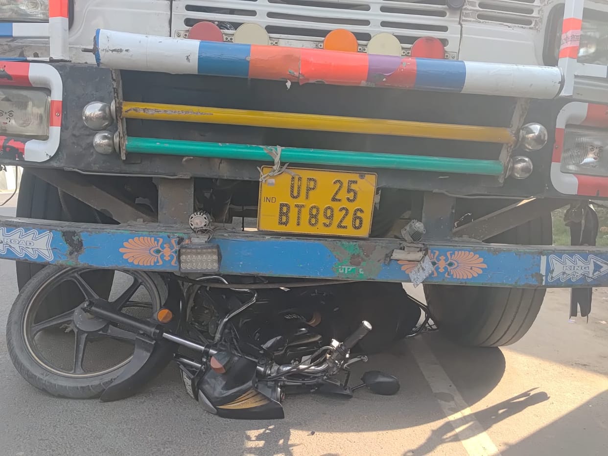 Fish trader dies after his bike gets stuck in a truck
