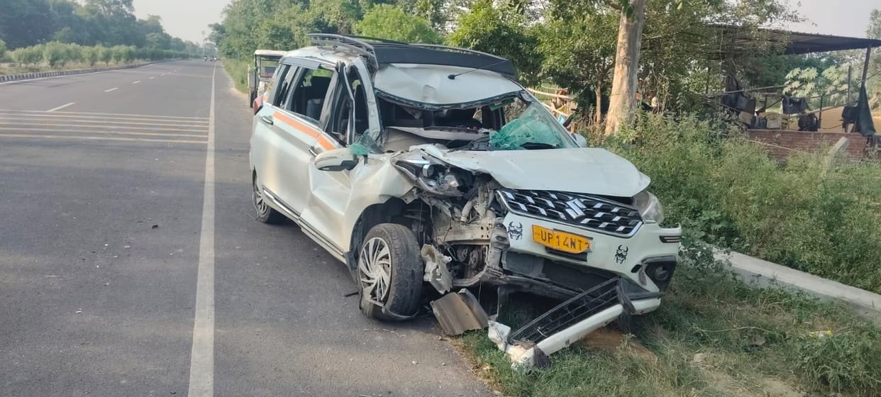 Car collides with trolley parked on the roadside