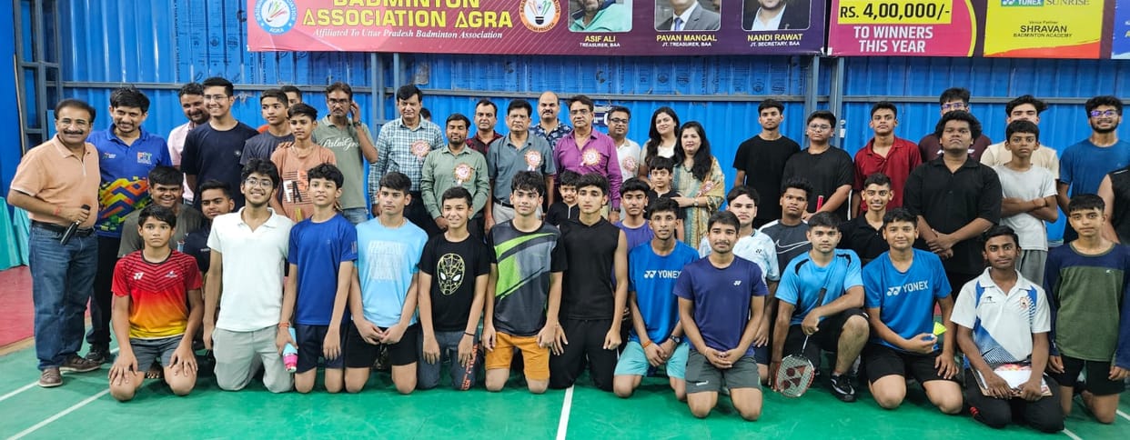Badminton championship begins in Shahganj, 300 matches played on the first day