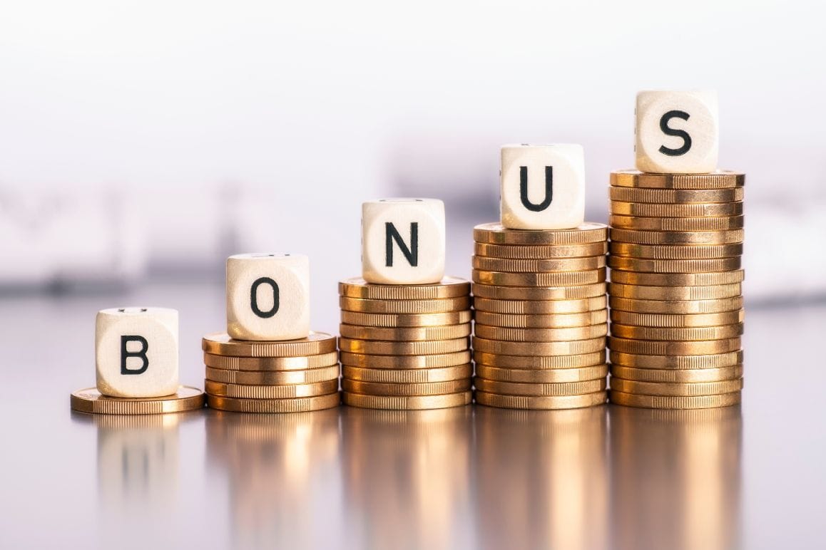 Cashback, coins, bonuses in e-commerce and digital apps: Offers abound in the digital world