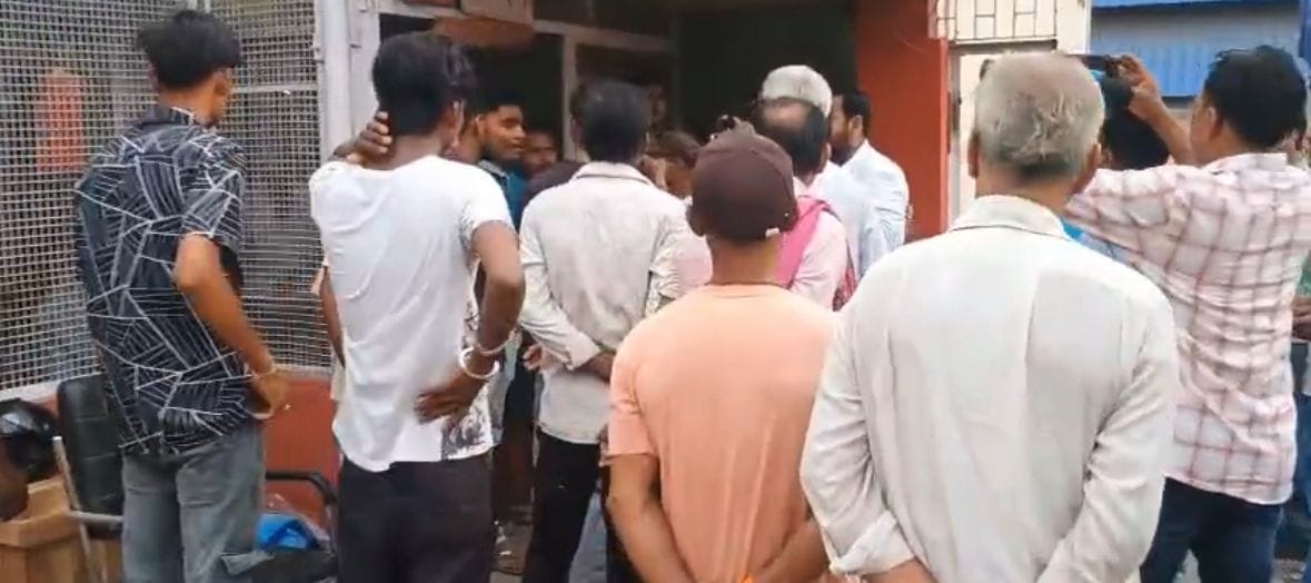 samastipur factory Current worker death demand compensation Ruckus Rural