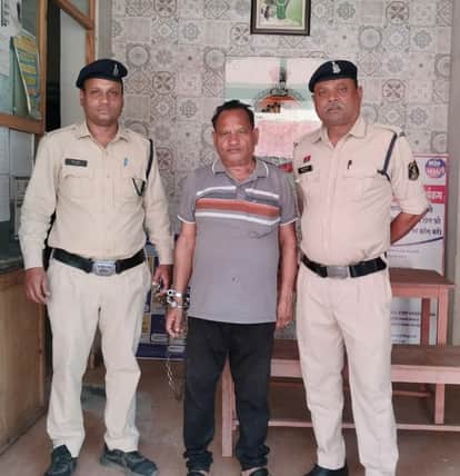 Police arrested accused for fraud in selling agricultural land in Durg