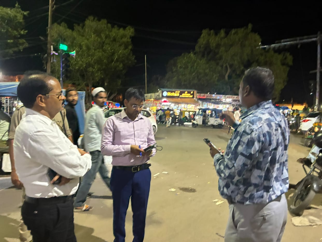 100 waterlogged areas have been identified, the Municipal Commissioner has requested GPS images and a solution report, and has instructed to inspect and prepare an action plan within a week.
