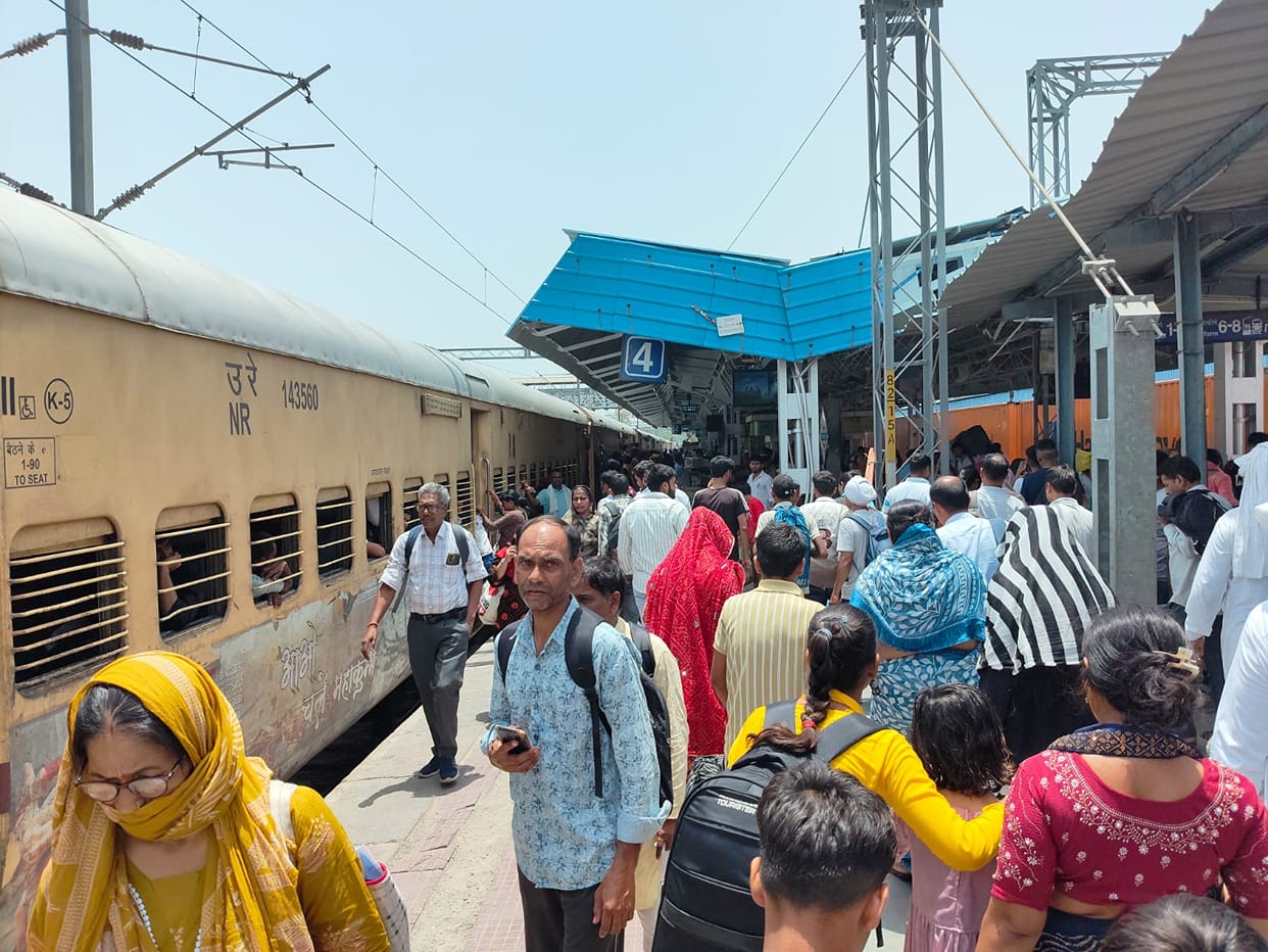 Many trains will be diverted due to signalling work.