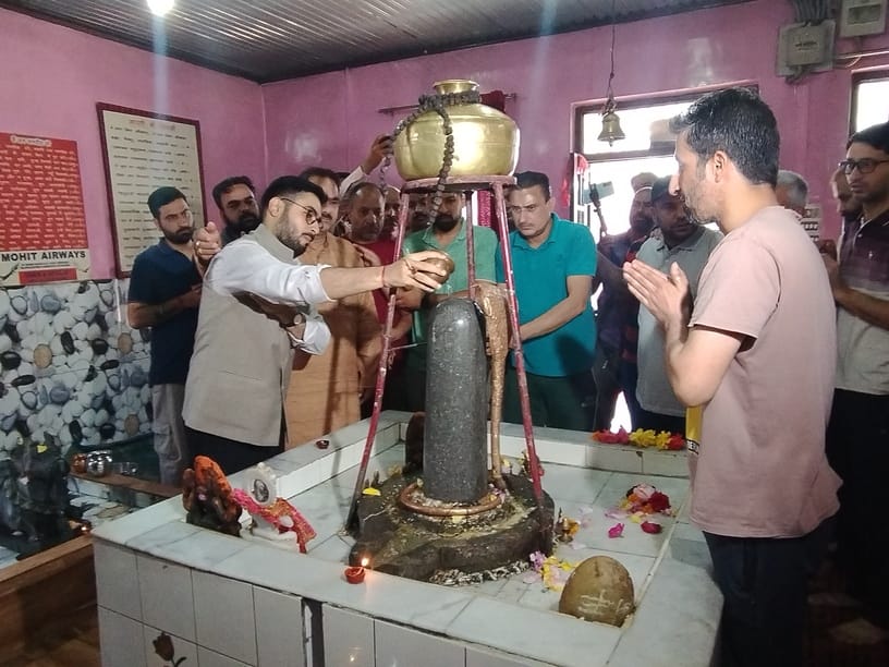 Srinagar, Indira Nagar, Worship of Lord Shiva