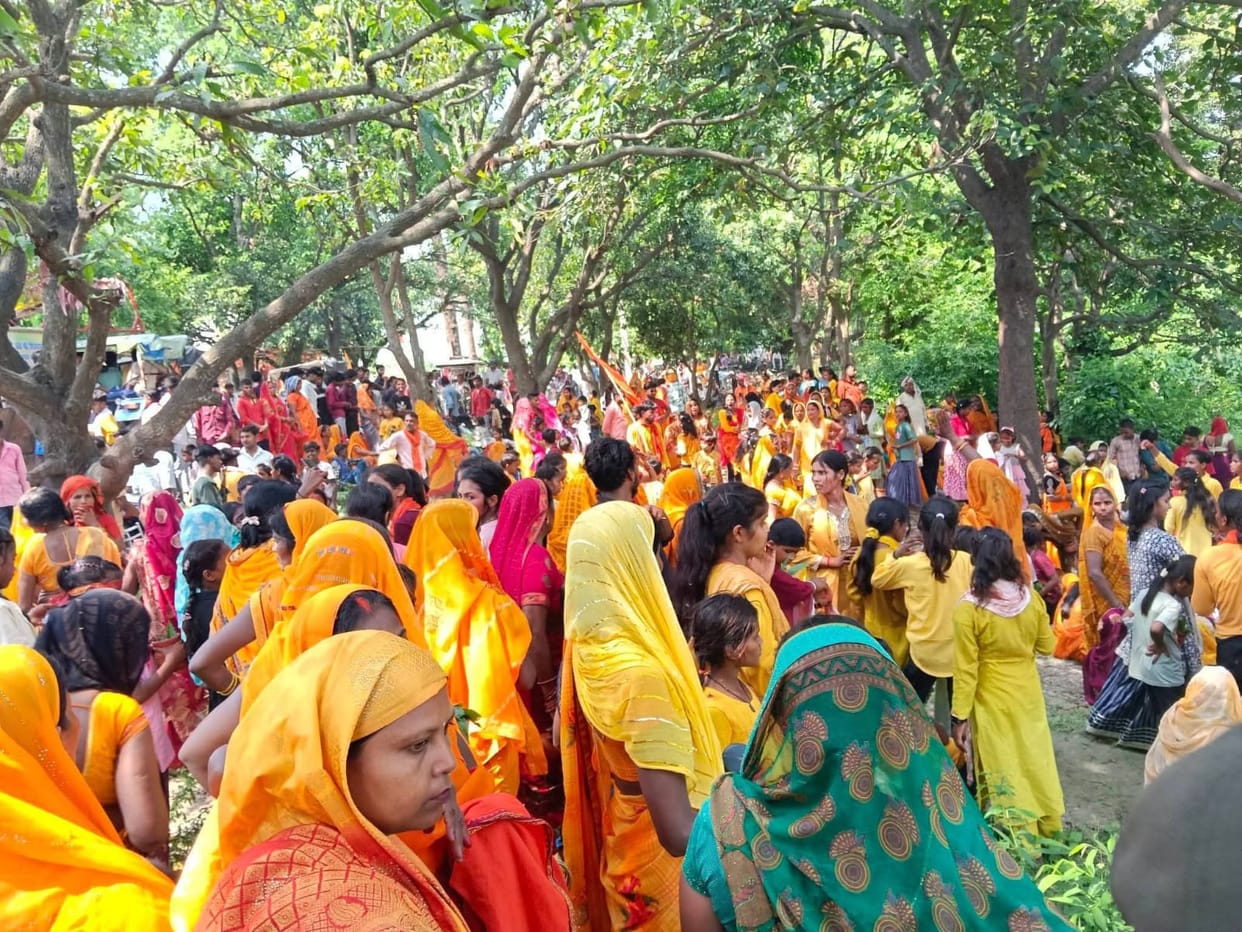 The Shiv Puran Katha commenced with a Kalash Yatra.