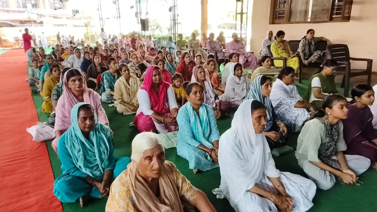 The significance of the Guru's grace was explained during the Satsang