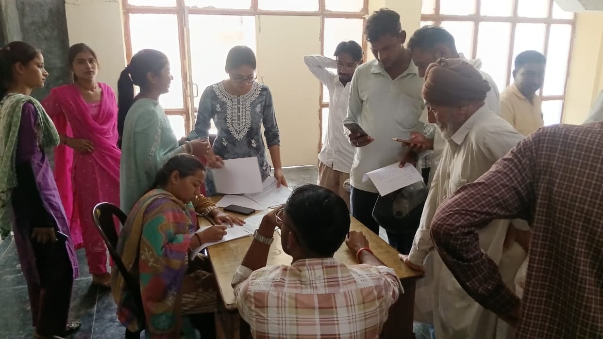 Employees on strike, public problems could not be resolved in the camp