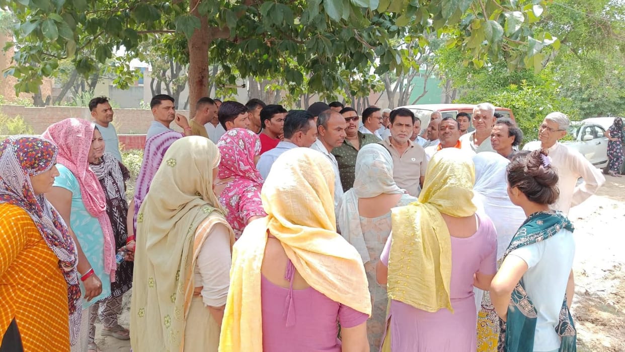The MLA held a public meeting to listen to the people's grievances.