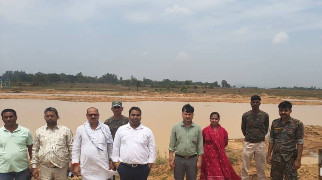 balia dabar ghat illegal sand mining contractor fined 5 lakh in jamui Bihar