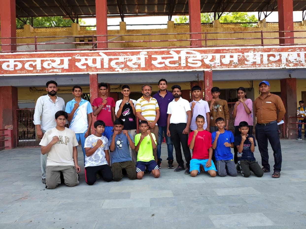 Selection of divisional boxing team