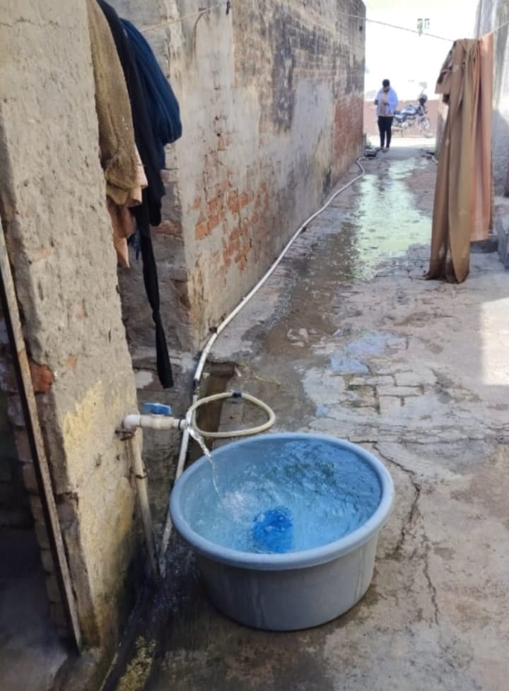 Notice to 48 people for growing vegetables using drinking water