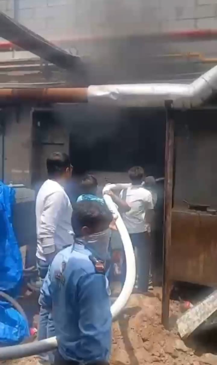 Fire breaks out at stationery manufacturing company, no casualties