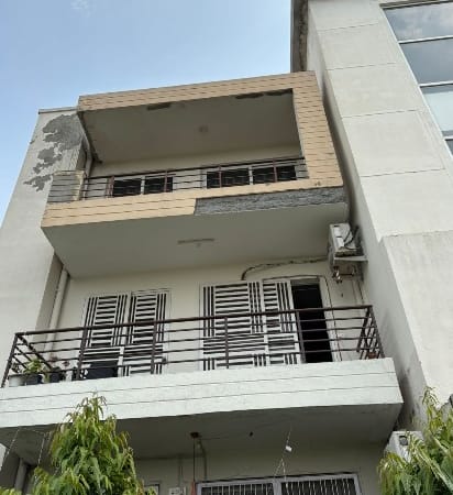 Plaster falling off in societies of Greater Faridabad
