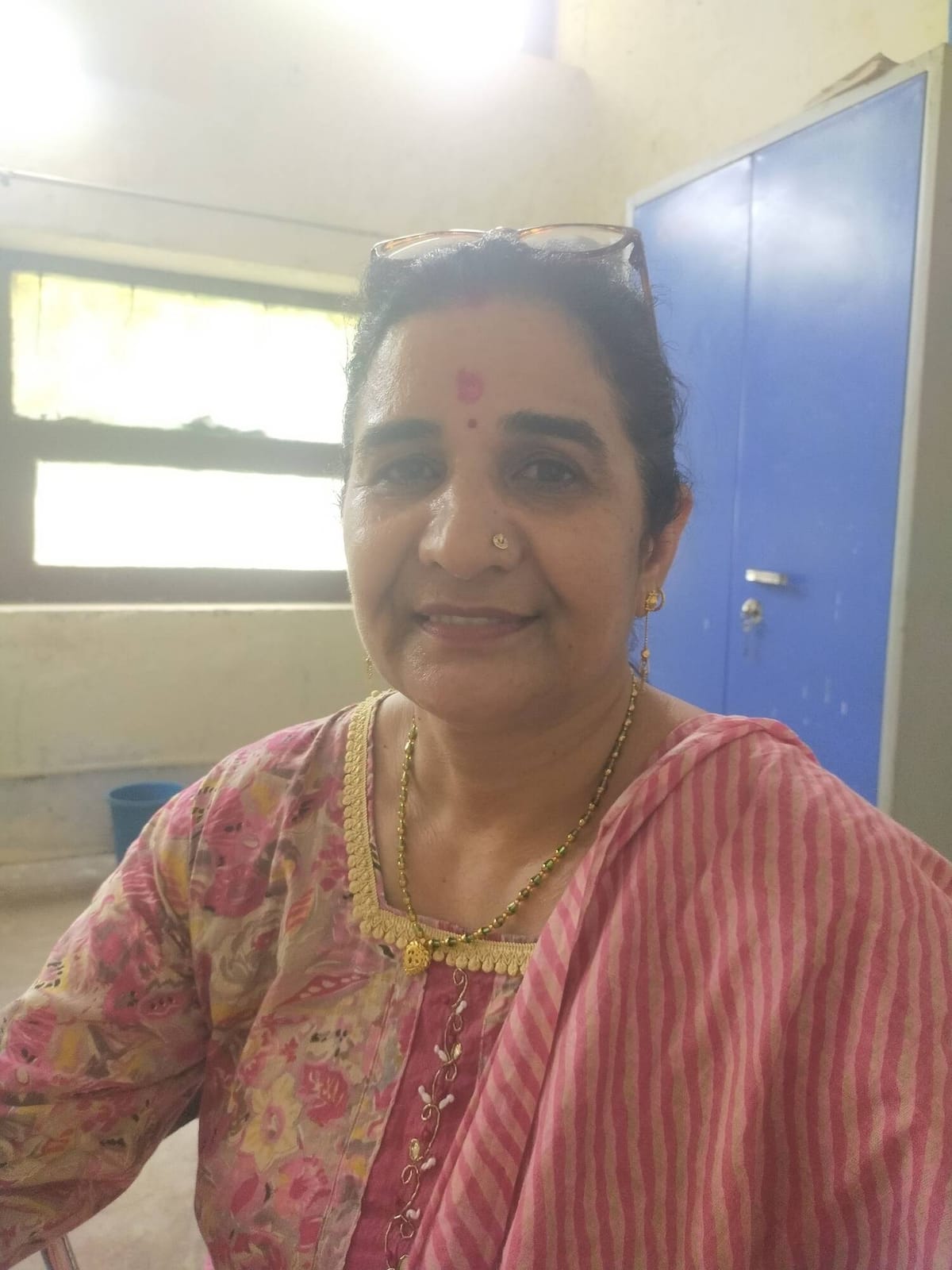 Mahendragarh-Narnaul News: जहां कभी सीखी थी सिलाई की बारीकियां, आज वहीं धागों में पिरों रही बच्चियों का कल