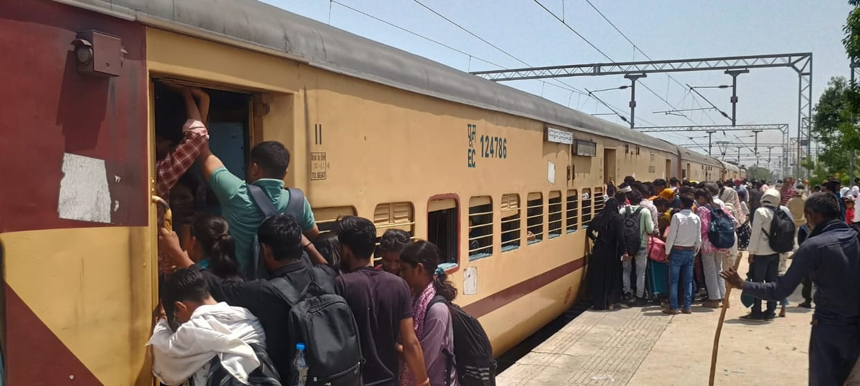 Police recruitment exam: Trains thronged with candidates