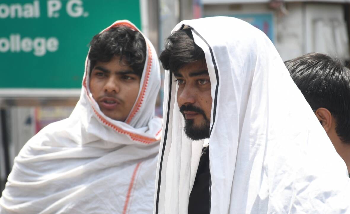 The capital experienced scorching heat during the day, drizzle at night, and heatwave conditions will persist today.