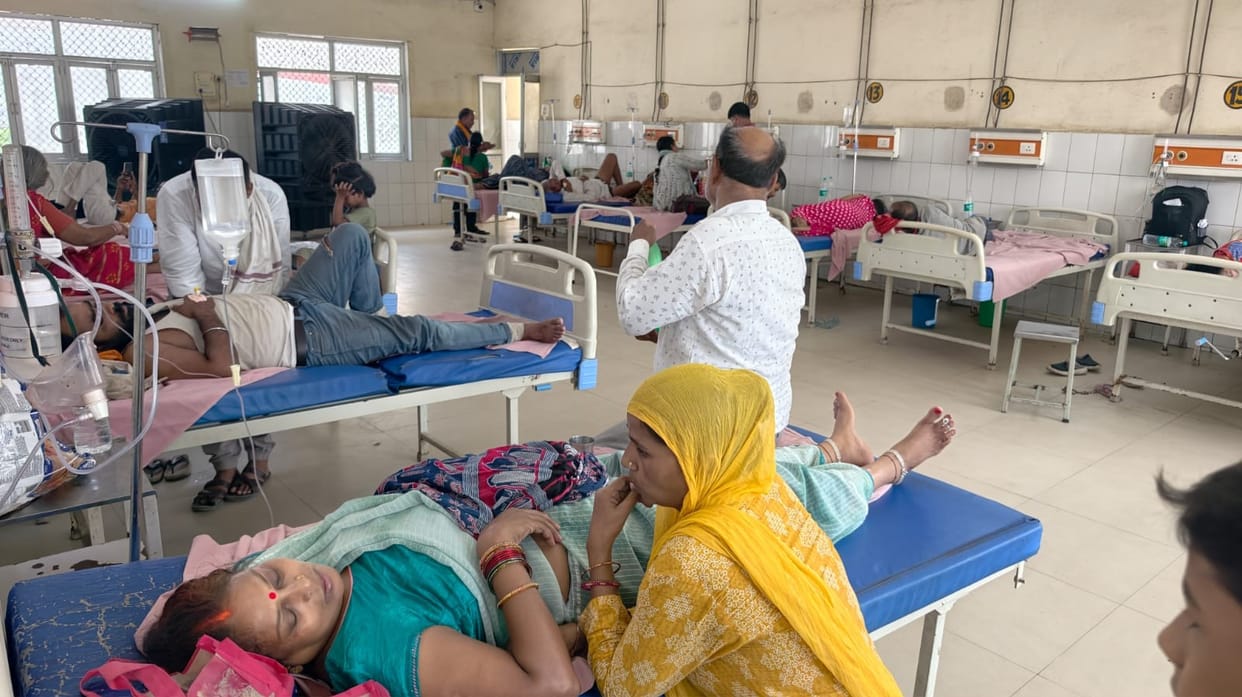 200 patients arrived at the emergency department in 24 hours; 142 were admitted.