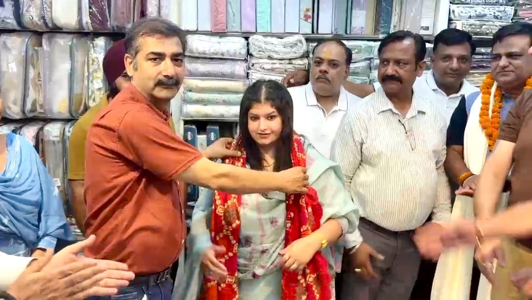 Concrete road to be built in textile market, relief to traders