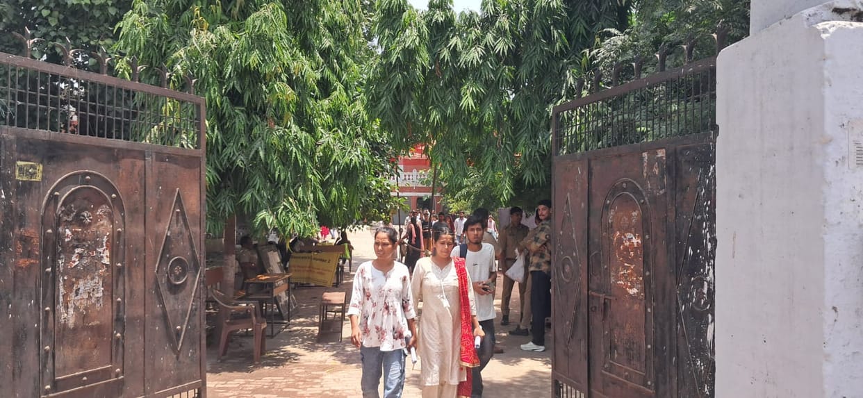 1015 candidates were absent in the police constable recruitment exam.