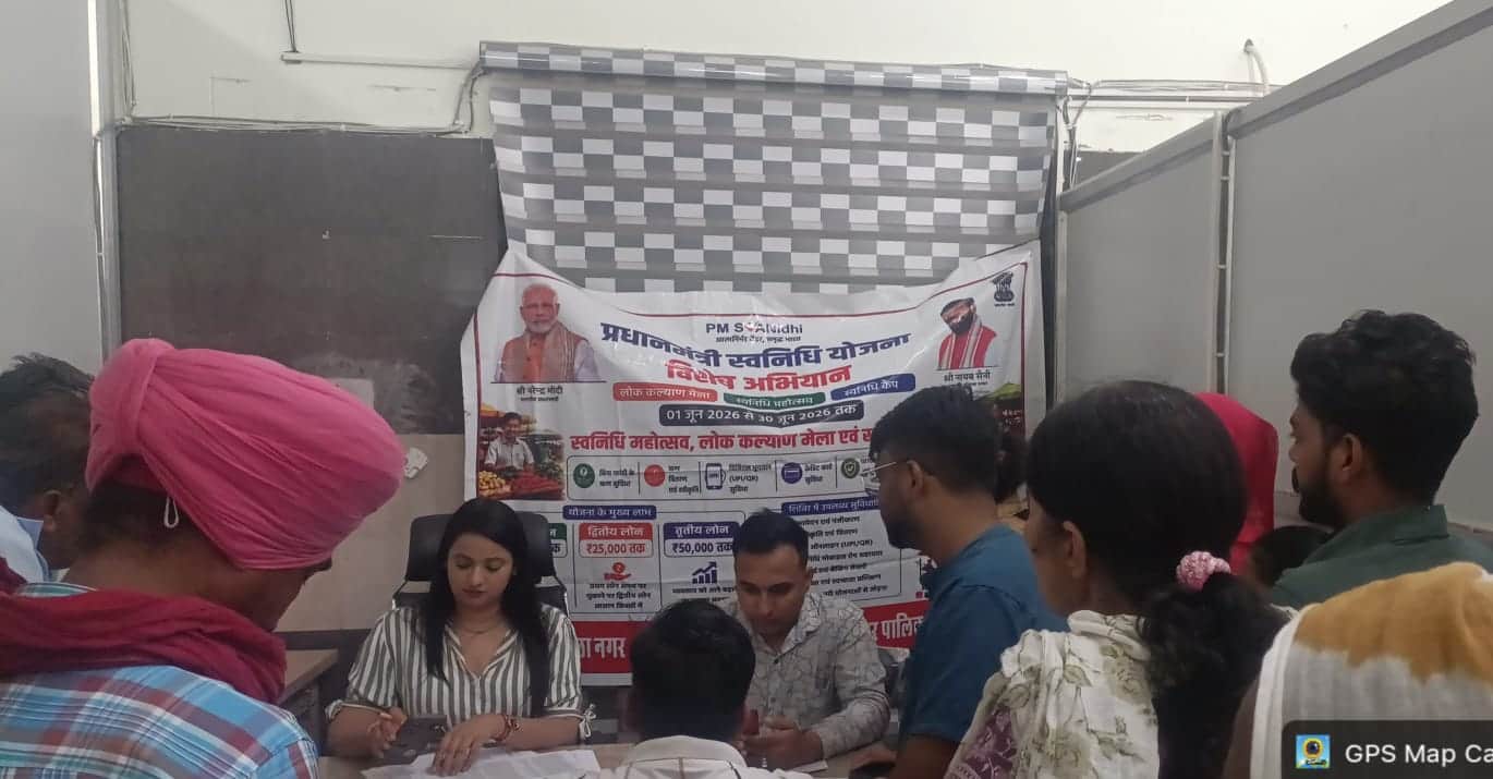 सिरसा में आयोजित मेले में मौजूद स्ट्रीट वेंडर्स।
