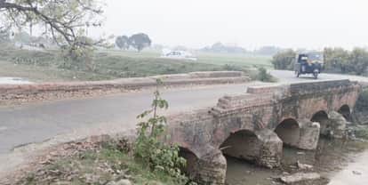 The bridge is damaged, and there is always a risk of accident.