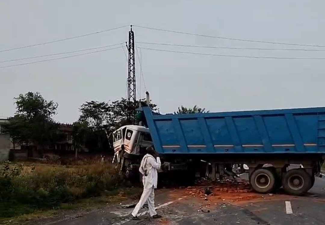 Three-Vehicle Collision on Behror-Kund State Highway, Tractor Driver Injured, Traffic Disrupted Briefly