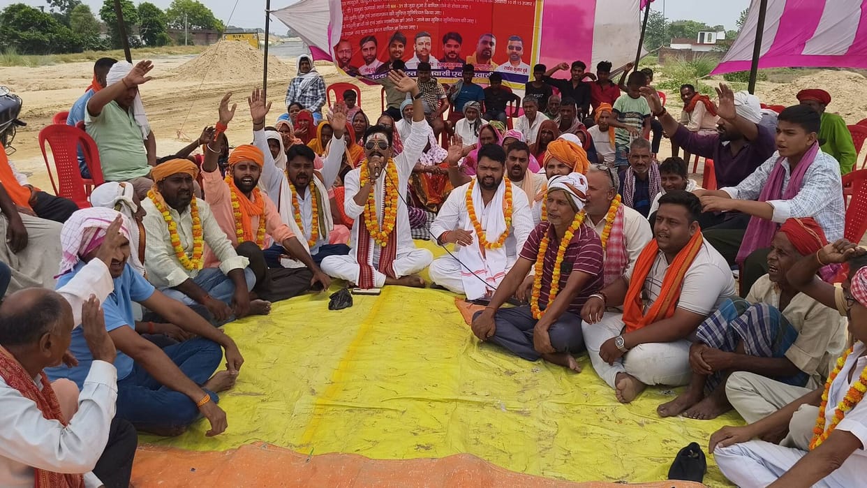 Villagers begin hunger strike for underpass