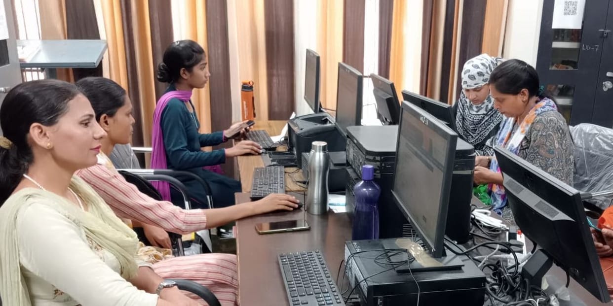 775 out of 1,260 applications received by the women's college verified.