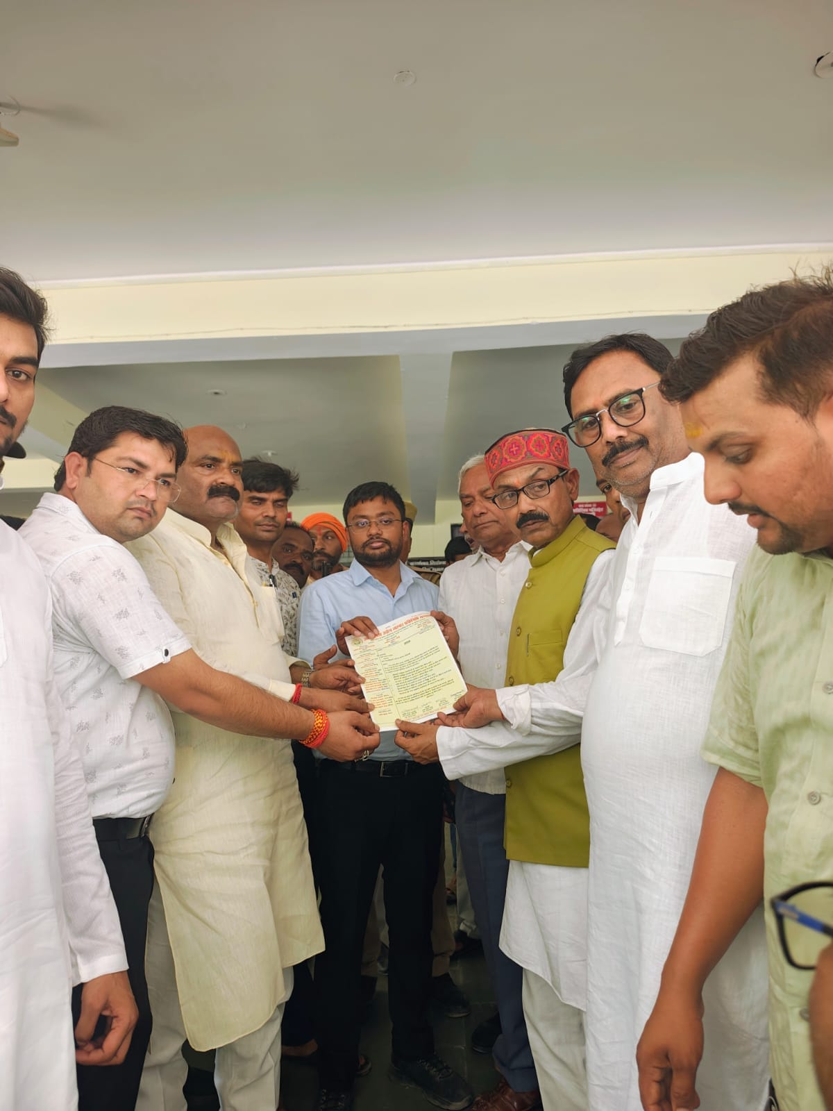From health insurance to electricity charges, traders put forward seven key demands