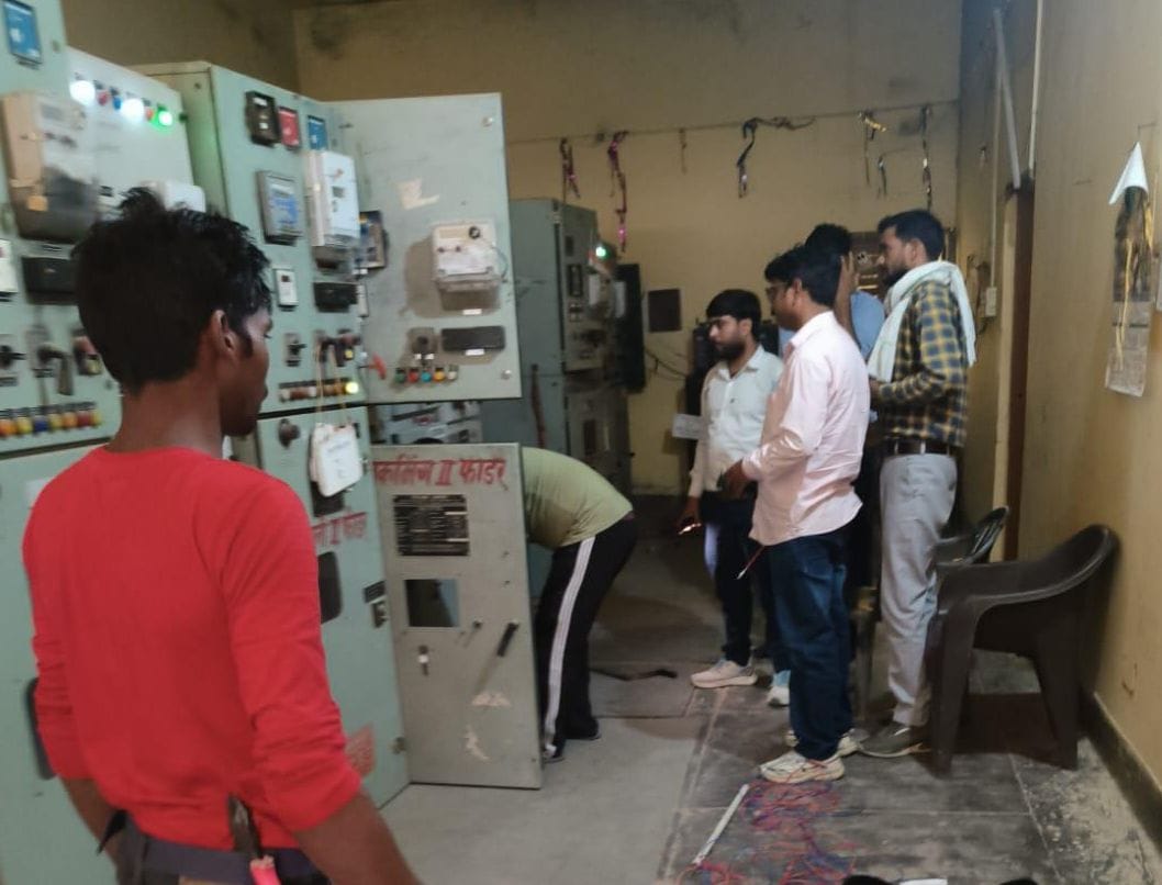 Power supply to 20,000 consumers remained disrupted for seven hours due to a CT failure.