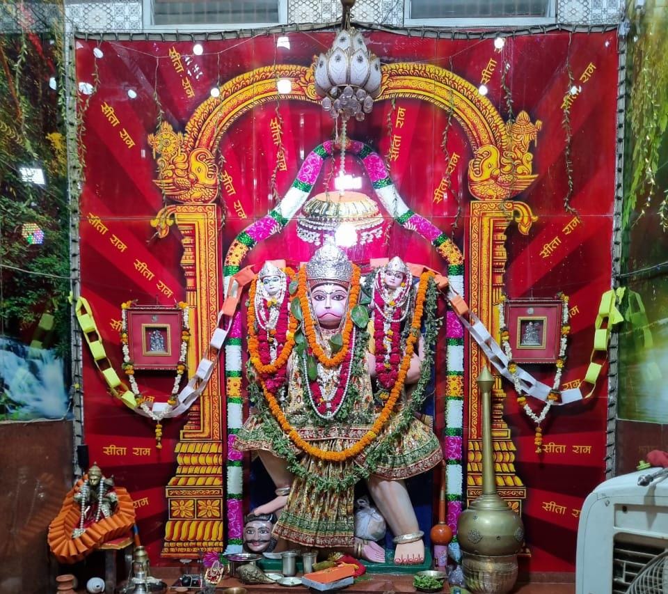 A surge of faith at Bajrangbali's shrine on Bada Mangal.