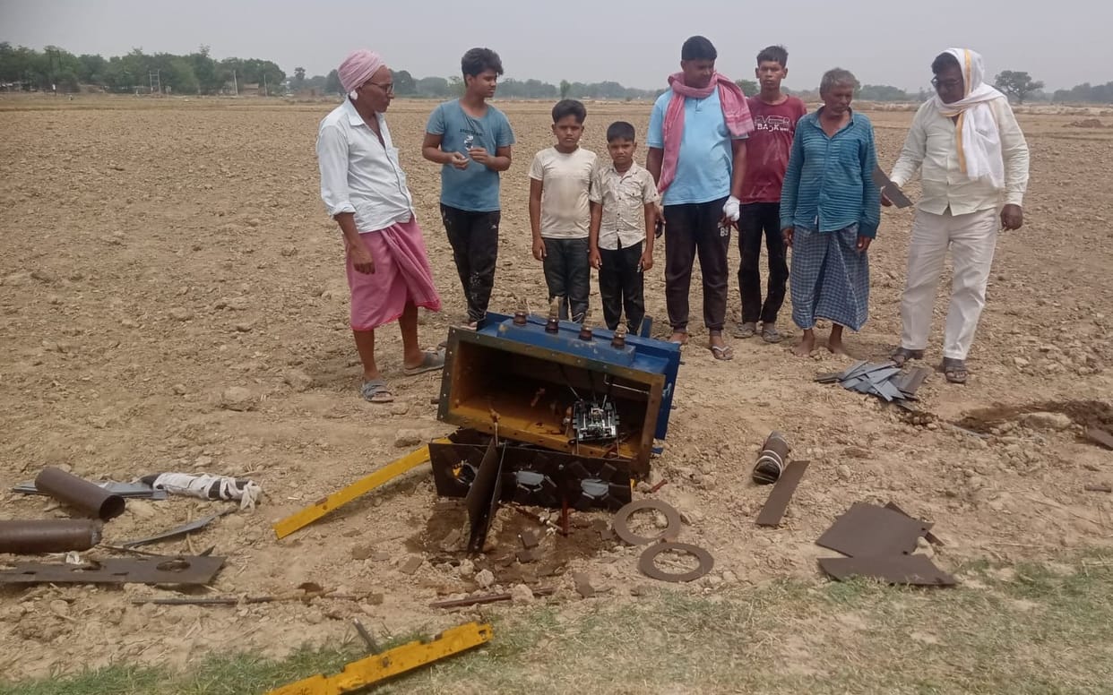 Thieves removed a 250-kilogram transformer from a pole