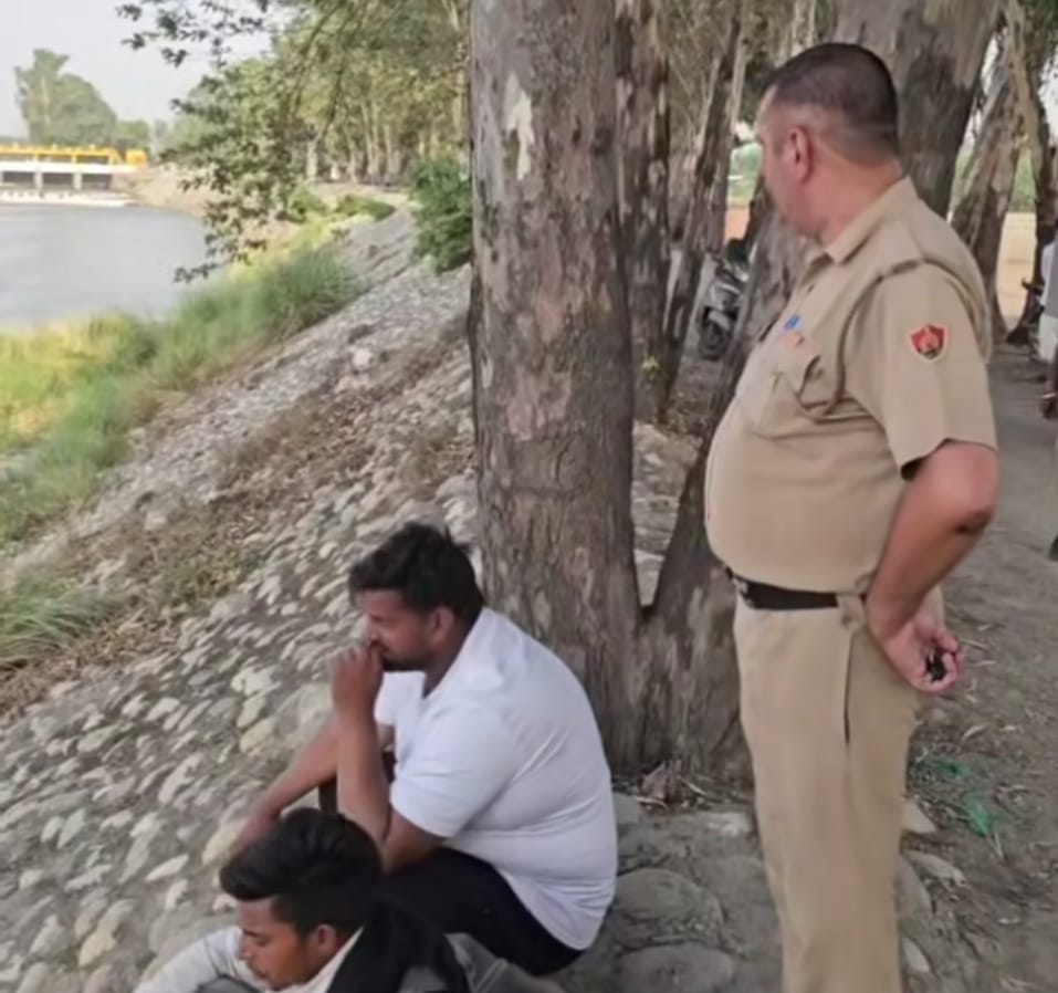 Mother's eyes grew weary from waiting; son's body found in canal after two days