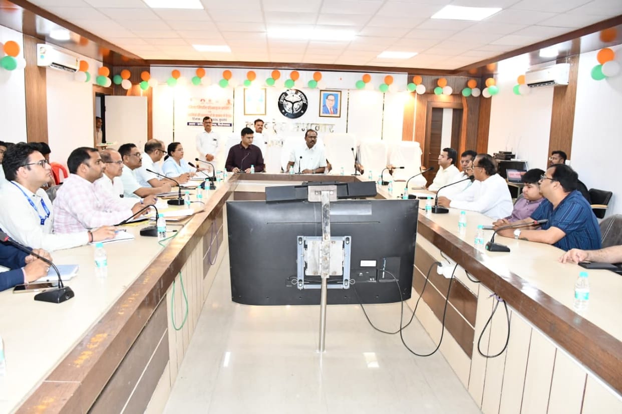 A three-tier committee will examine the facilities available to exporters at the CDGI.