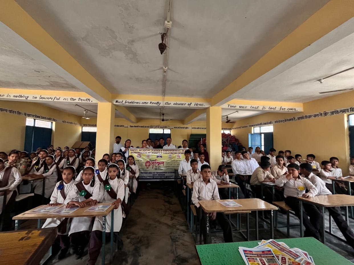 health jagrukta program in galanaghat school