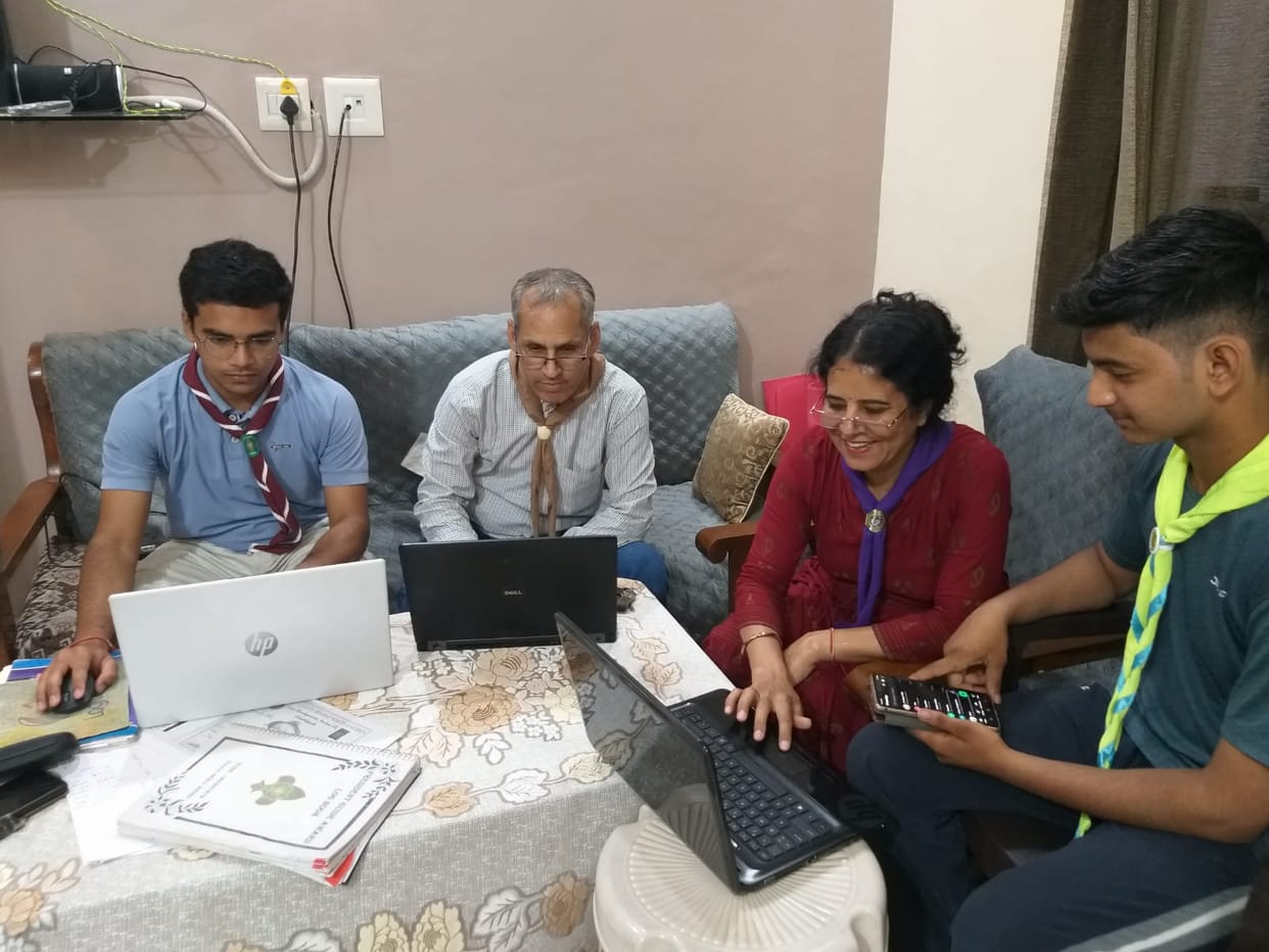 12 Scouts and Guides registered online for the President's Award.