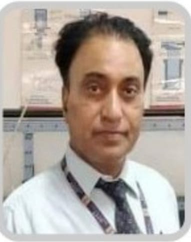 Water pipeline bursts; waterlogging causes inconvenience