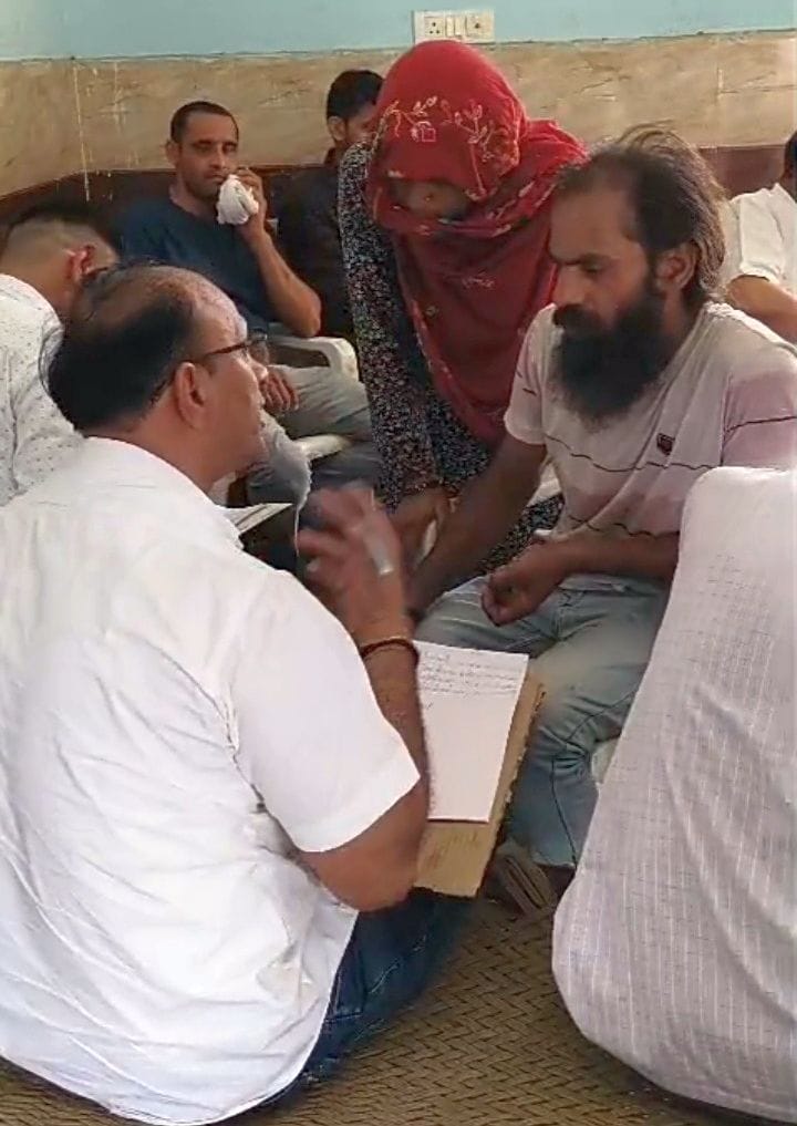 Administrative staff reached the student in the case of social boycott