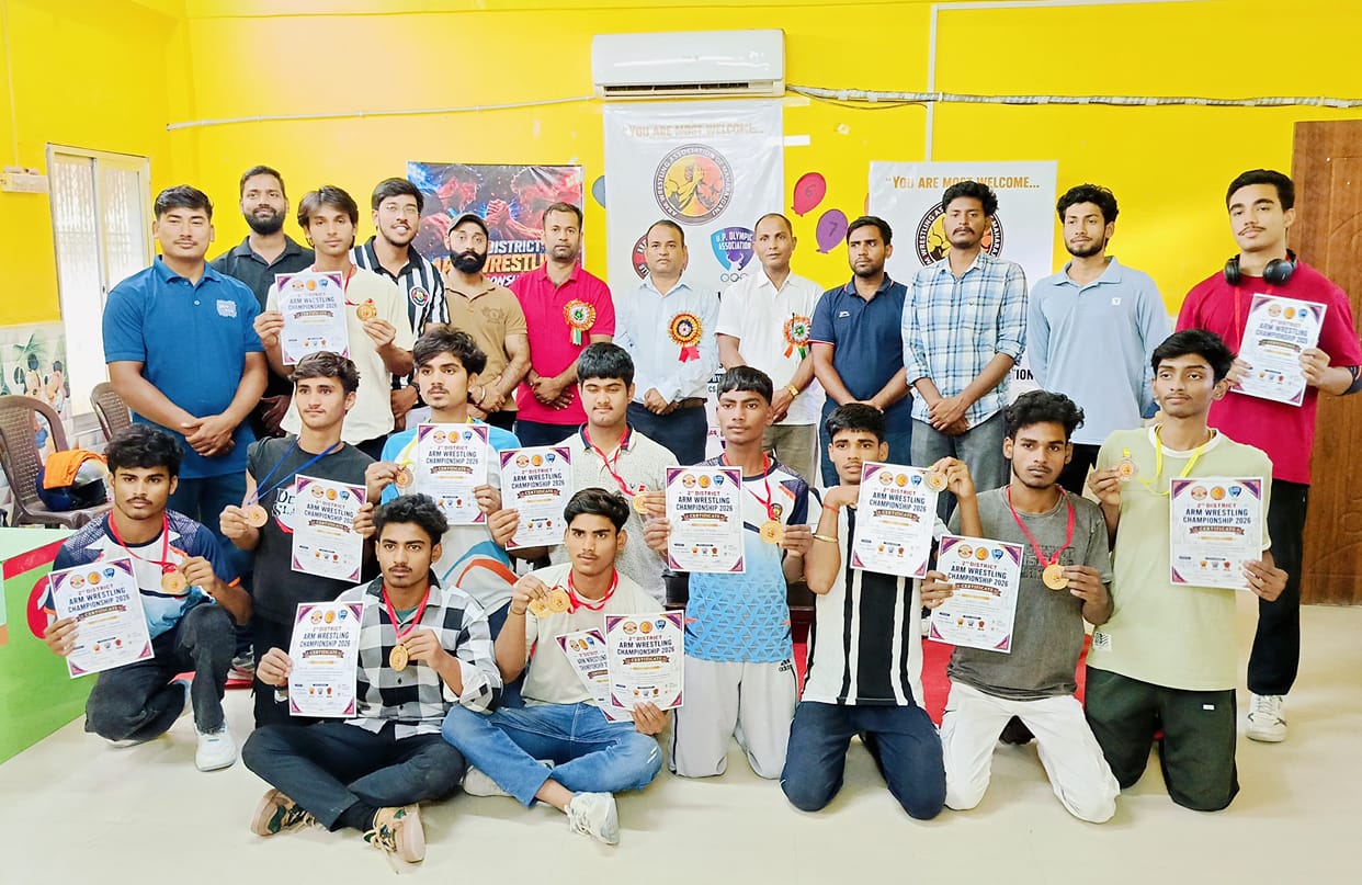 Five players won gold medals at the District Arm Wrestling Championship.