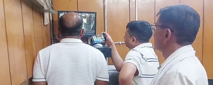 7 lakh withdrawn for father's treatment stolen