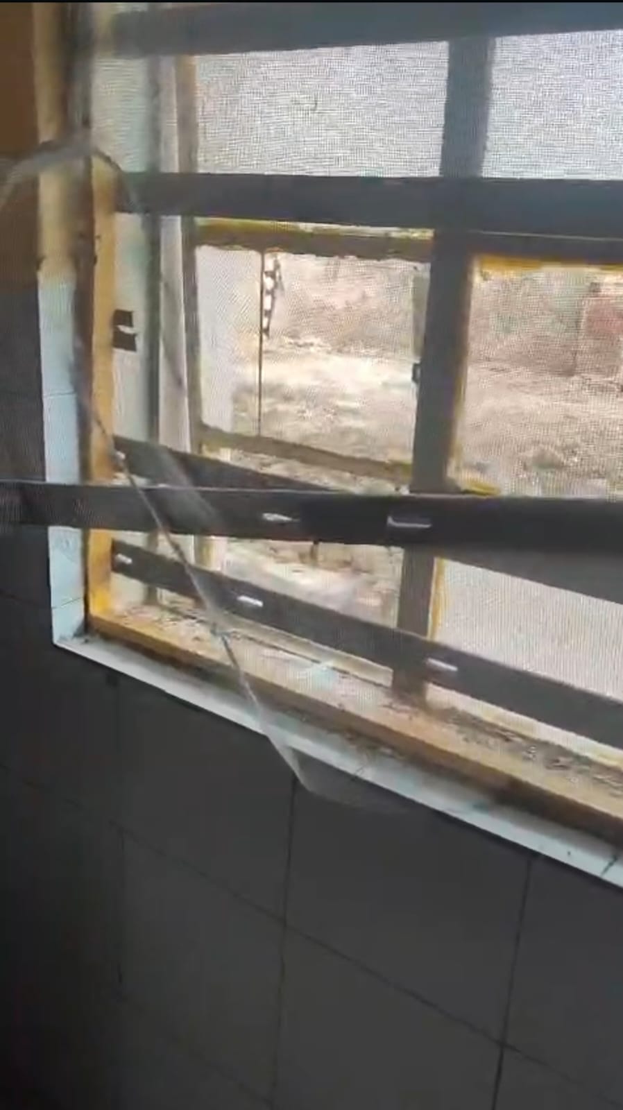 Theft at Railway Health Unit after breaking a window